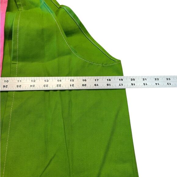 Pink and Green Mod Style Apron Wired Neckline and Pockets all Around - Picture 3 of 4